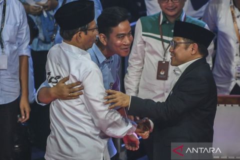 Cawapres hadiri debat perdana capres 2024 di KPU