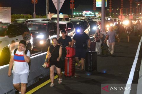 Dampak kemacetan parah di kawasan bandara I Gusti Ngurah Rai Bali