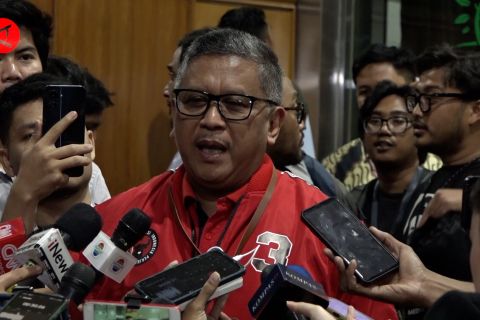 Hasto ungkap keunggulan Mahfud dibanding Cawapres lain saat debat
