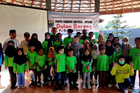 Cara Pemkab Batang semangati anak thalasemia