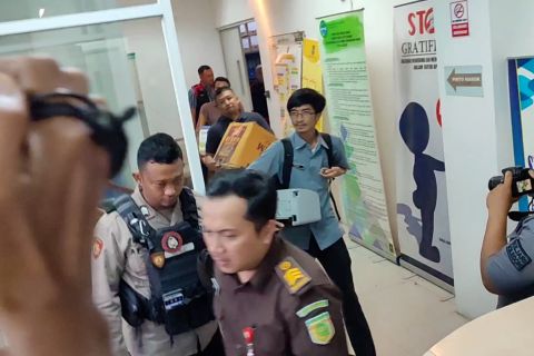 Dugaan korupsi retribusi sampah, DLH Cilegon digeledah