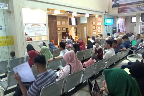 Permohonan paspor di Padang tahun ini melonjak tajam