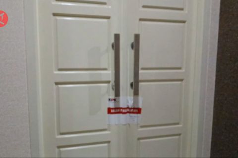 KPK geledah kediaman Gubernur Maluku Utara di Ternate