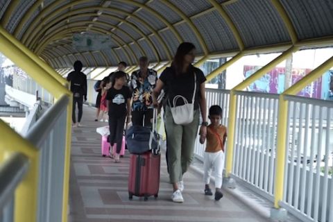 Yang terjadi di Batam setelah lonjakan kasus COVID-19 di Singapura