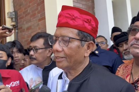 Mengadu soal pembatalan pelantikan PNS, Mahfud MD: Sudah selesai