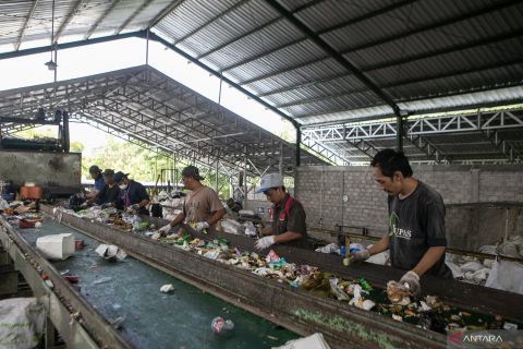 Pengolahan sampah desa secara mandiri