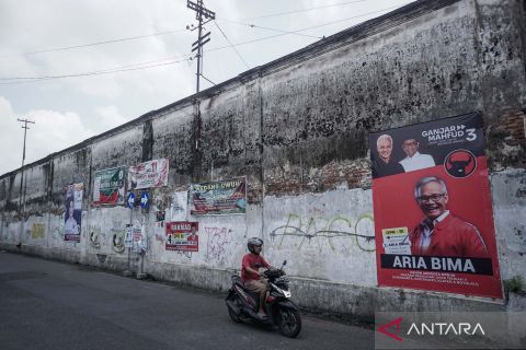 Meski dilarang KPU, alat peraga kampanye tetap dipasang di kawasan cagar budaya