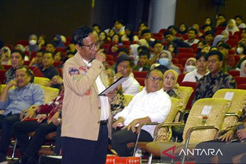 Bedah Gagasan Calon Pemimpin Bangsa bersama Mahfud MD