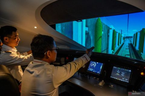 Pendidikan calon masinis Kereta Cepat Jakarta Bandung