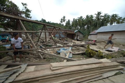 Tiga Rumah Hilang Akibat Banjir Bandang