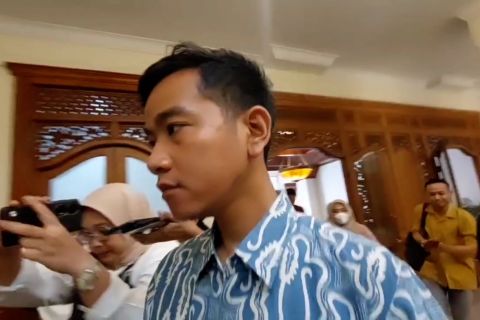 Gibran respons usulan dirinya mundur dari Wali Kota