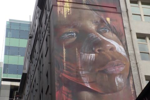 Melihat lebih dekat Hosier Lane yang menarik perhatian di Melbourne