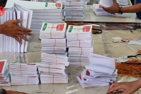 KPU Kota Cilegon kebut pelipatan lembar surat suara