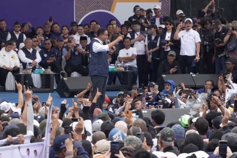 Singgung praktek KKN, Anies ajak warga Bandung menuju perubahan