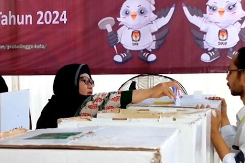 Tekan konflik pemilu, KPU Kota Probolinggo kuatkan KPPS