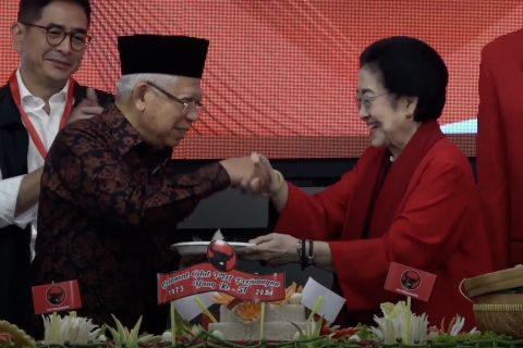 Wapres salam metal di HUT PDIP, Jubir: Bukan dukung capres-cawapres
