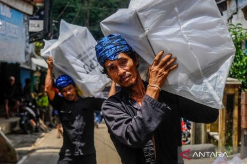 Logistik Pemilu 2024 tiba permukiman Suku Badui