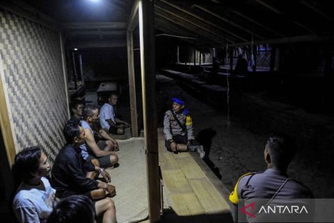 Polisi lakukan sosialisasi Pemilu secara persuasif kepada warga Badui