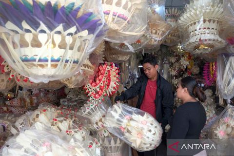 Umat Hindu di Bali gelar persiapan Hari Raya Galungan