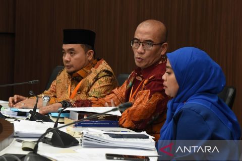 Ketua dan Komisioner KPU jalani sidang pemeriksaan dugaan pelanggaran kode etik penyelenggara pemilu