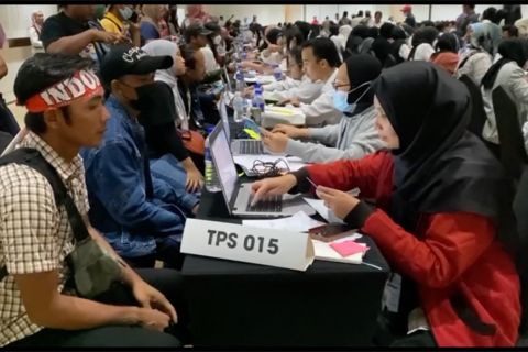 Suasana pencoblosan di Kuala Lumpur yang dihadiri langsung Ketua KPU