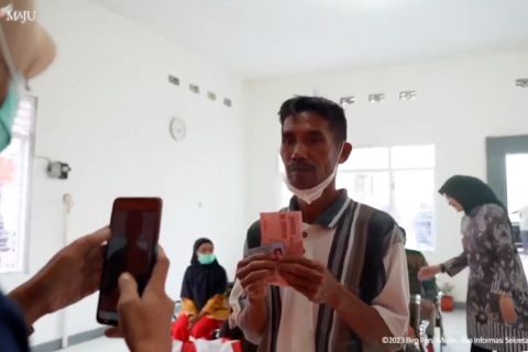 Cegah korupsi, KPK minta penyaluran bansos berupa uang di Kantor Pos