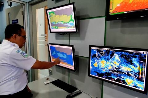 BMKG prediksi banjir Rob terjadi di pesisir utara Jateng