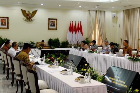 Kejar target RPJMN, Wapres pimpin rapat penanggulangan kemiskinan