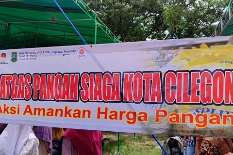 Warga Cilegon beli beras lebih murah di aksi amankan harga pangan