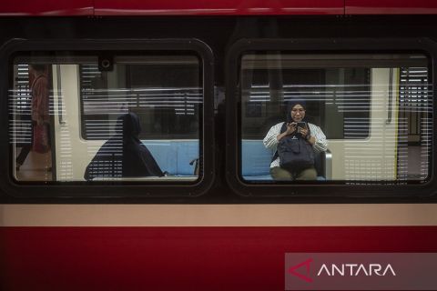 Tren jumlah pengguna makin meningkat, KAI tambah jadwal perjalanan LRT Jabodebek