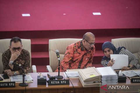 KPU sahkan perolehan suara Pilpres di 25 provinsi pada rapat pleno