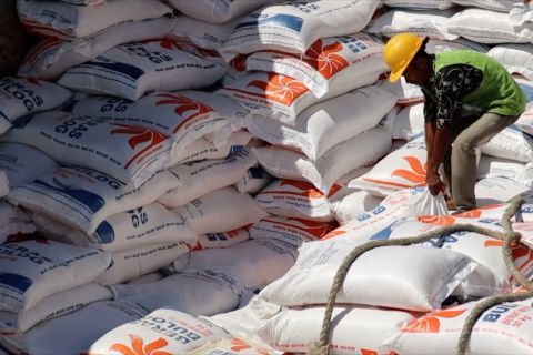 Bulog Kalbar tingkatkan target penyaluran beras SPHP 2024
