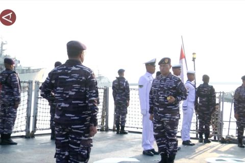 Pangkoarmada I inspeksi kapal perang jelang serah terima jabatan