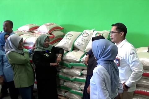 Pemkab Sleman pastikan stok beras cukup hingga Lebaran 2024