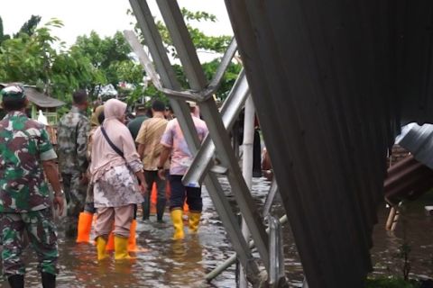 Puting beliung dan banjir melanda, ini imbauan Wali Kota Pekalongan