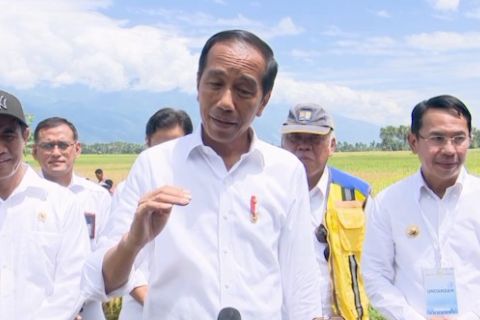 Jokowi sebut kemenangan timnas bukti perbaikan sepakbola Indonesia
