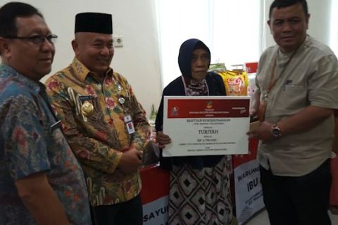 59 penerima manfaat di Pekalongan terima bantuan Atensi Kemensos