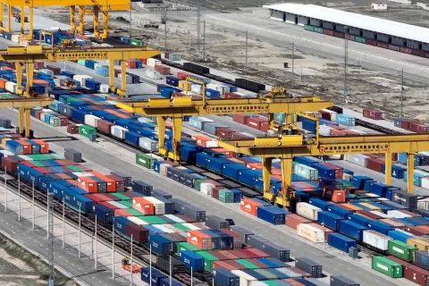 Xinjiang China catat pertumbuhan perdagangan luar negeri yang kuat