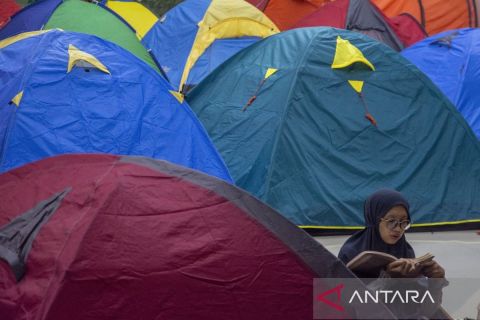 Umat Islam ibadah iktikaf pada sepuluh hari terakhir bulan Ramadhan