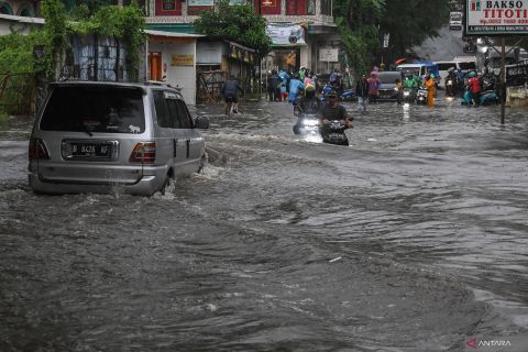 Sejumlah wilayah Tangsel terendam banjir