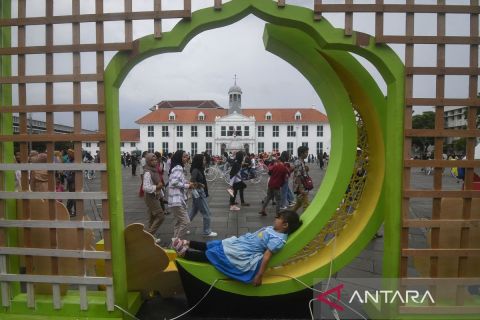 Kota Tua Jakarta dipadati wisatawan saat libur Lebaran