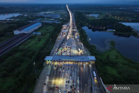 Kemacetan arus balik lebaran di GT Cikampek Utama mulai terurai