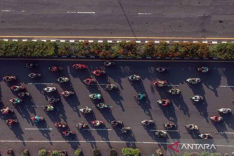 Kepadatan kendaraan di hari pertama kerja setelah libur Lebaran