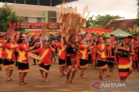 Dewan Adat Dayak Pontianak gelar Naik Dango ke-I
