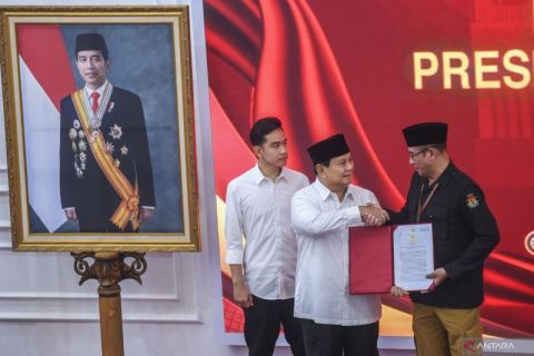KPU tetapkan Prabowo-Gibran sebagai Presiden dan Wapres terpilih dalam Pemilu 2024
