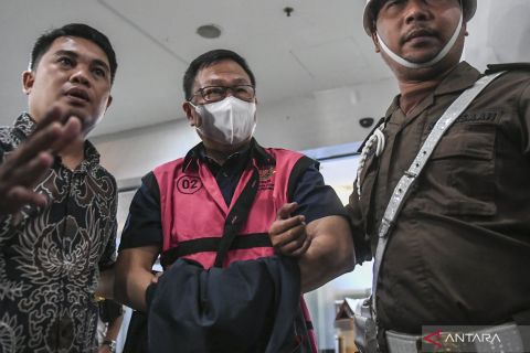 Kejagung tahan tiga tersangka kasus korupsi timah