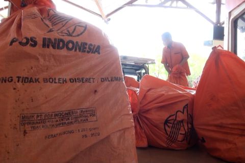 Pengiriman paket Kantor Pos Palangka Raya meningkat jelang Idul Fitri