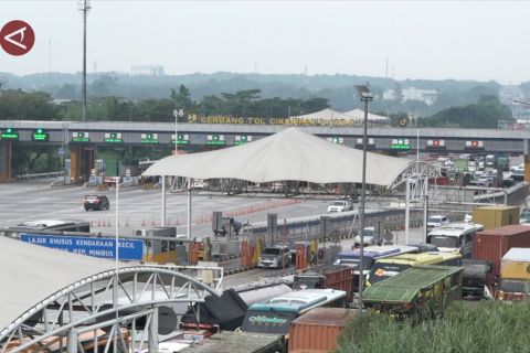 H-6 Lebaran, GT Cikatama terpantau ramai lancar