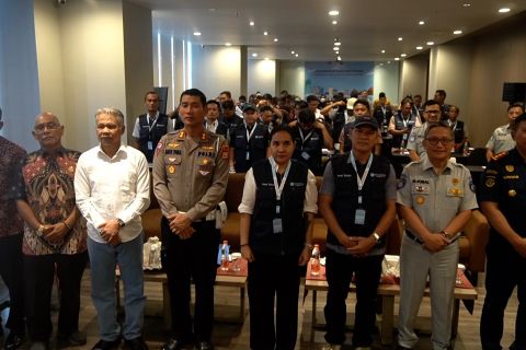 Jasa Raharja Sulsel latih sopir bus keselamatan berkendara