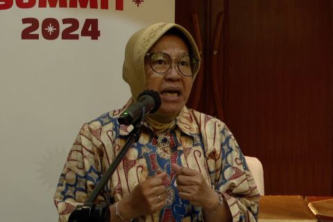 Masuk bursa Calon Gubernur DKI, Risma mengaku takut